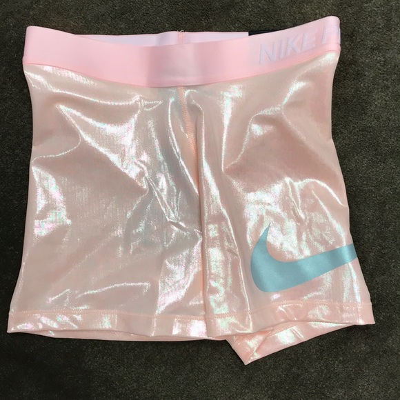 💥Pink metallic Nike Pro Shorts - Picture 2 of 4